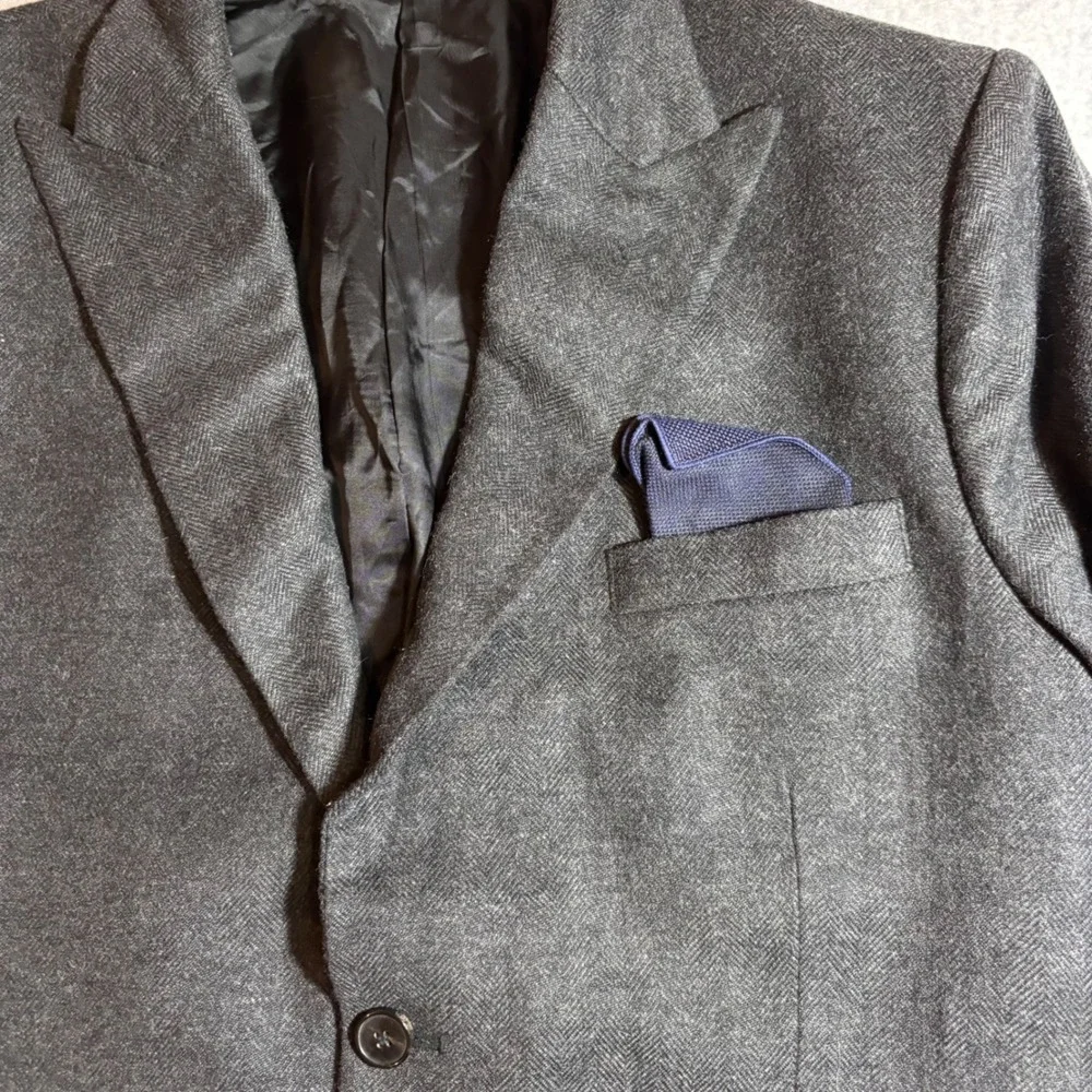 Studio‎ Suits Hand Crafted Gray Herringbone Sport Coat Blazer Jacket Bespoke 42R